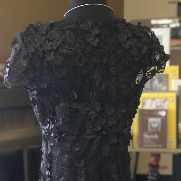 🌺BLOOMING ELEGANCE🌺 - Picture 6 of 8